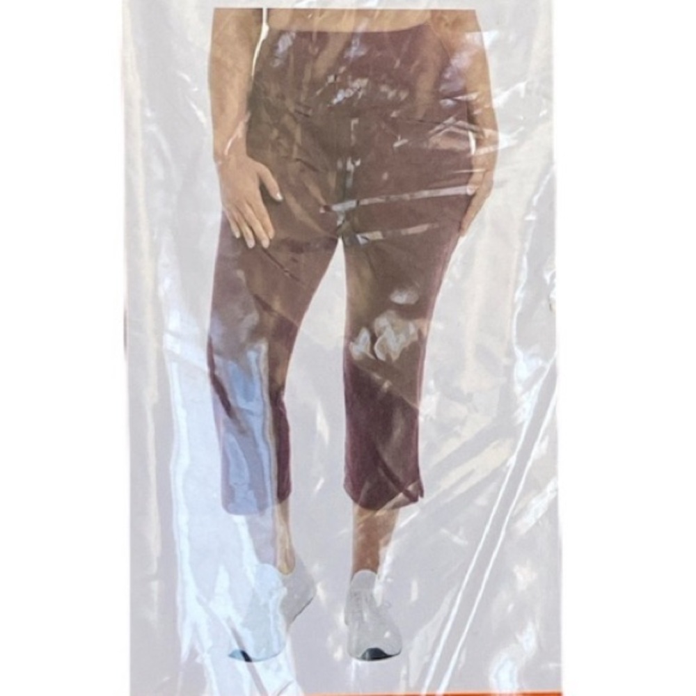 Jockey Cropped Slit Flare Yoga Pants Red Size XXL NWT